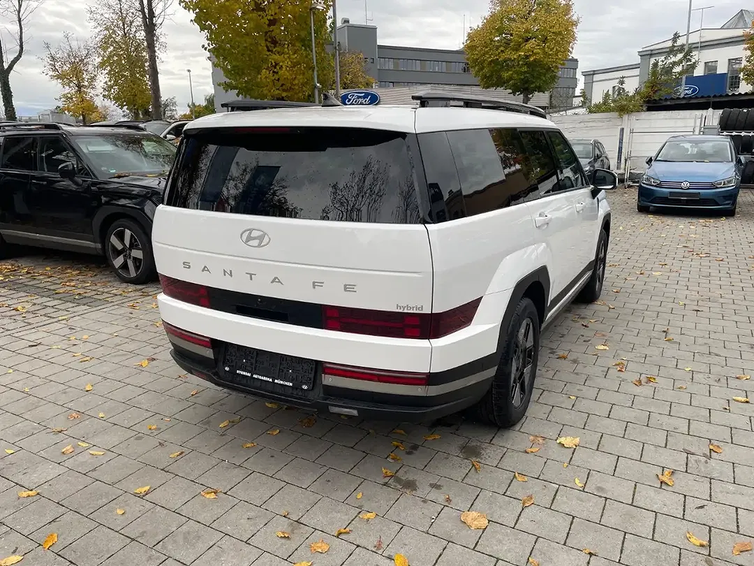 Hyundai SANTA FE - Thumbnail 8
