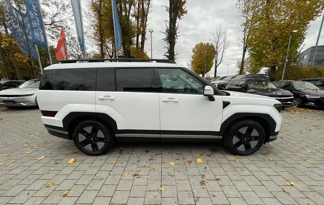 Hyundai SANTA FE - Thumbnail 9