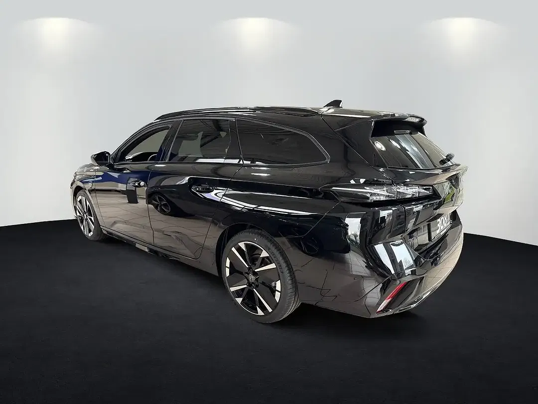 Peugeot 308 - Thumbnail 4