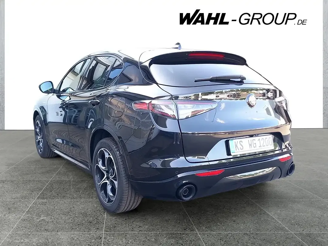 Alfa Romeo Stelvio - Thumbnail 4