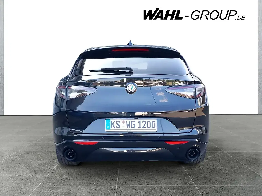 Alfa Romeo Stelvio - Thumbnail 6
