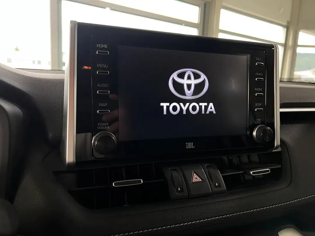 Toyota RAV 4 - Thumbnail 12