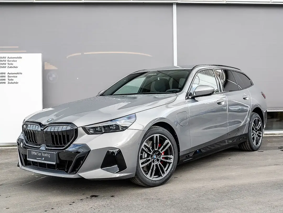 BMW 530 - Thumbnail 1