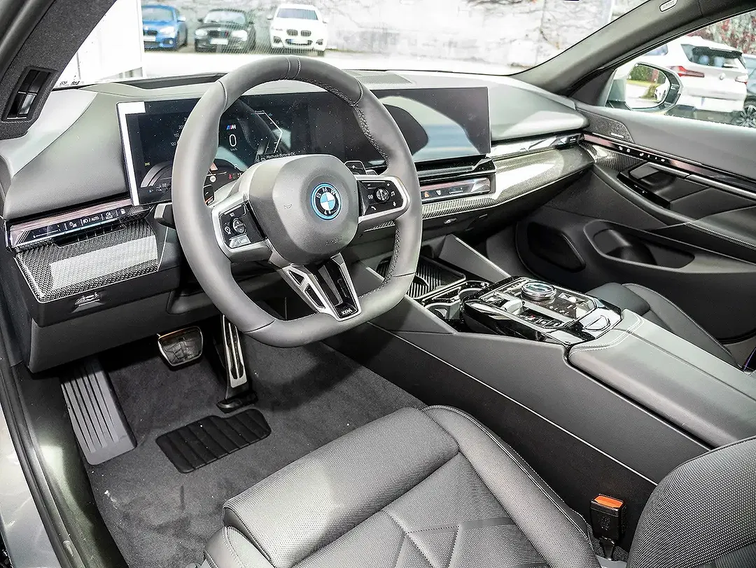 BMW 530 - Thumbnail 3