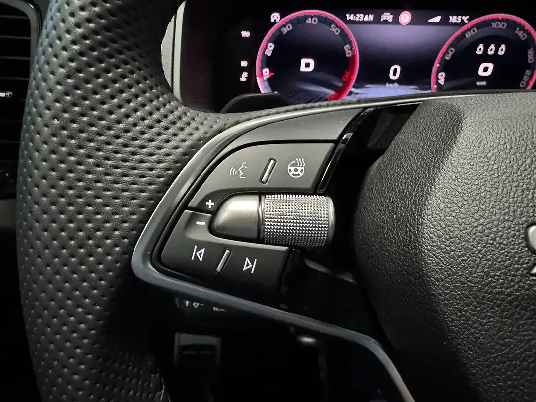 Skoda Karoq - Thumbnail 14