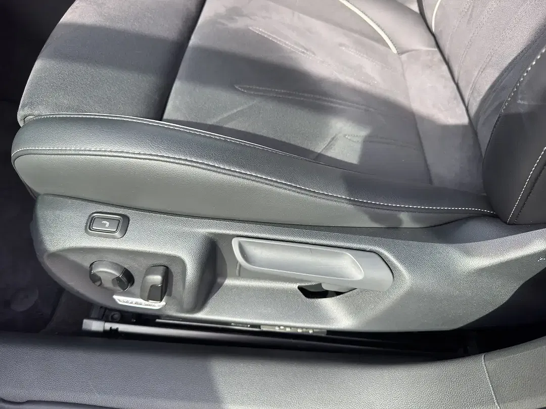 Volkswagen Passat Variant - Thumbnail 13
