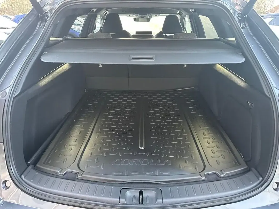 Toyota Corolla - Thumbnail 14