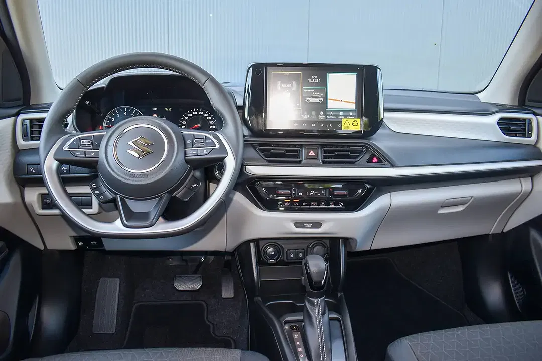 Suzuki Swift - Thumbnail 10