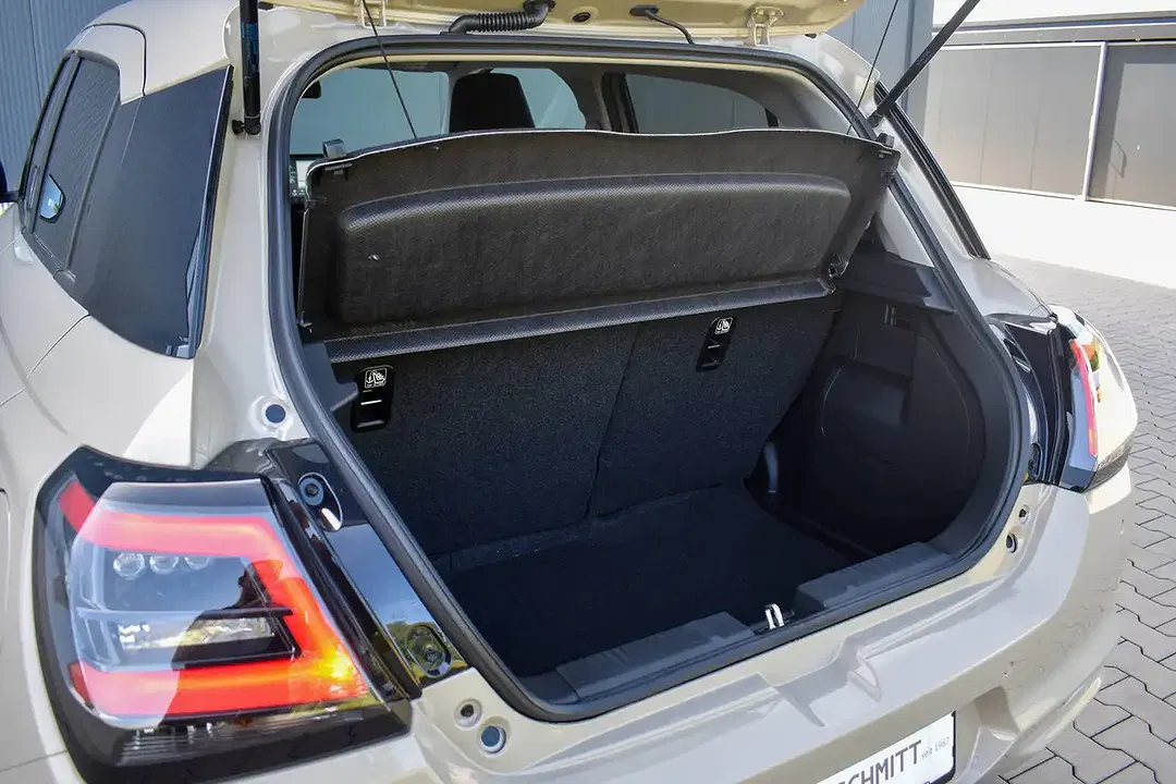 Suzuki Swift - Thumbnail 8