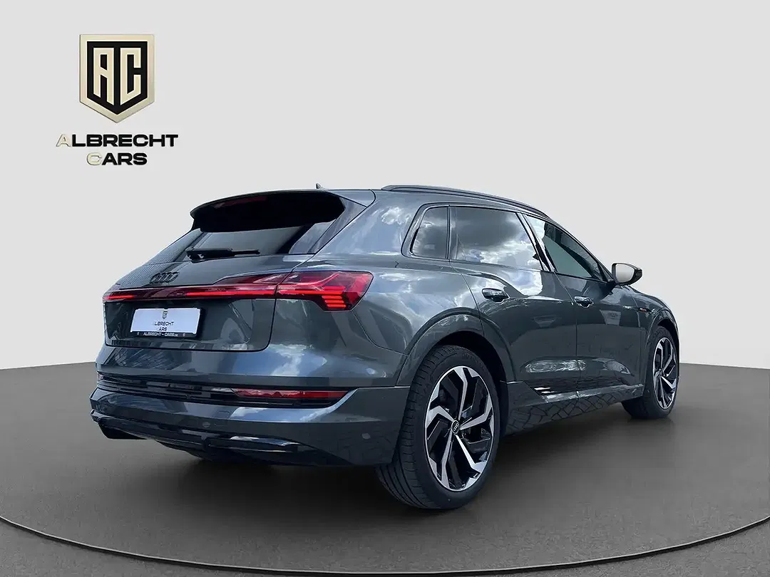 Audi e-tron - Thumbnail 5