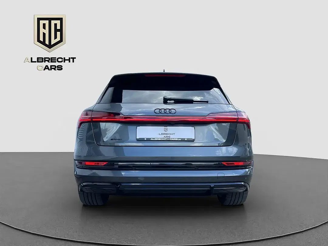 Audi e-tron - Thumbnail 6