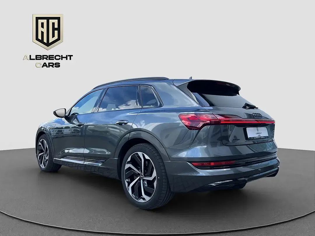 Audi e-tron - Thumbnail 7