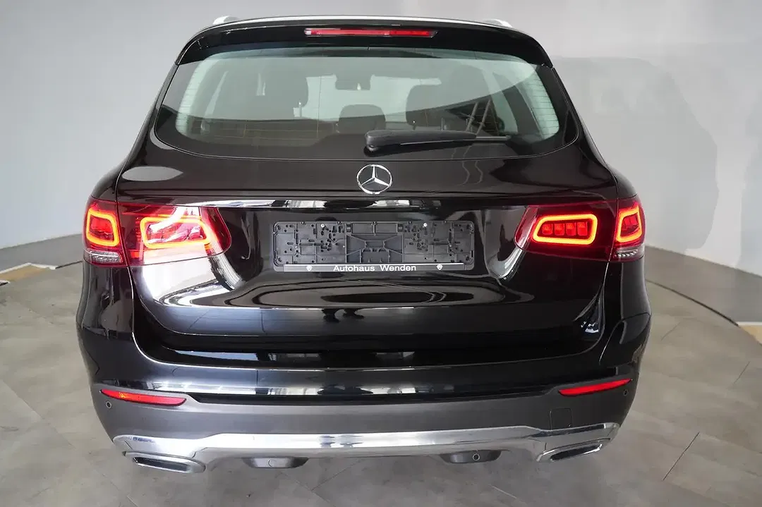 Mercedes-Benz GLC 300 - Thumbnail 5