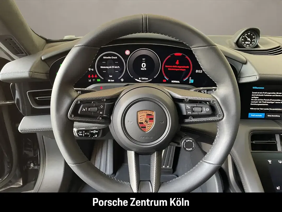 Porsche Taycan - Thumbnail 15