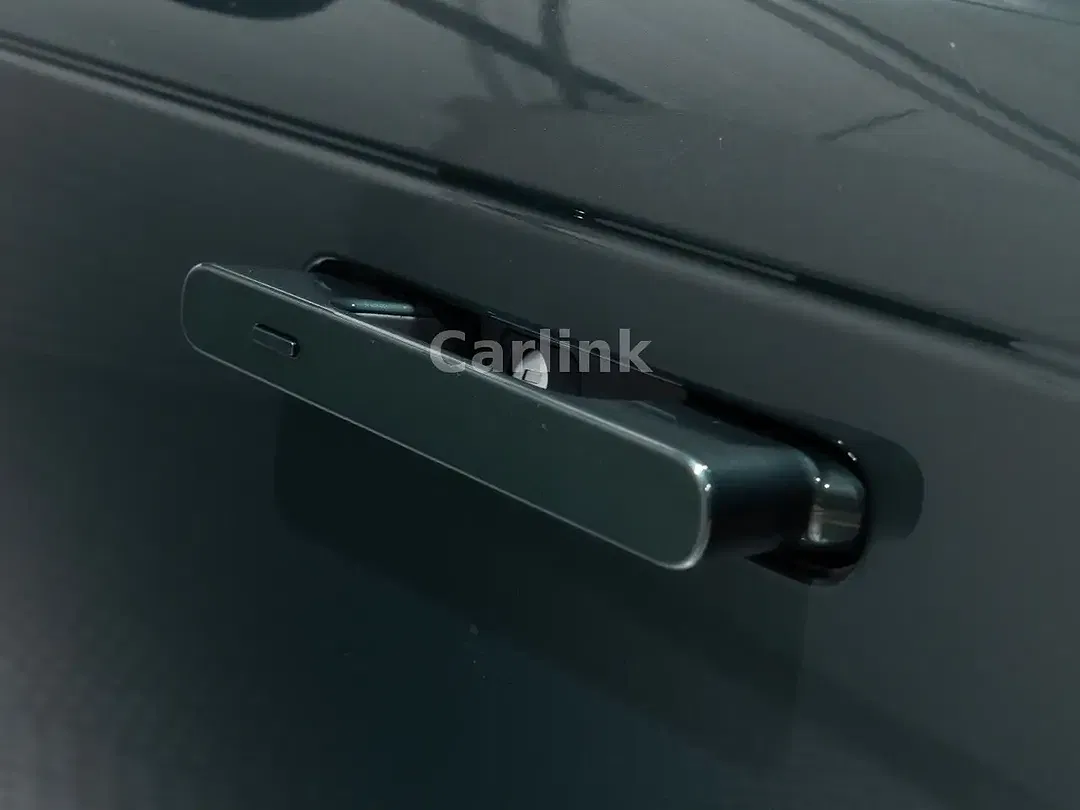 Land Rover Range Rover - Thumbnail 7
