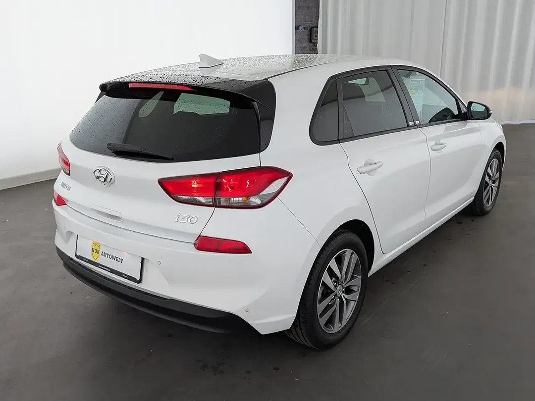 Hyundai i30 - Thumbnail 6