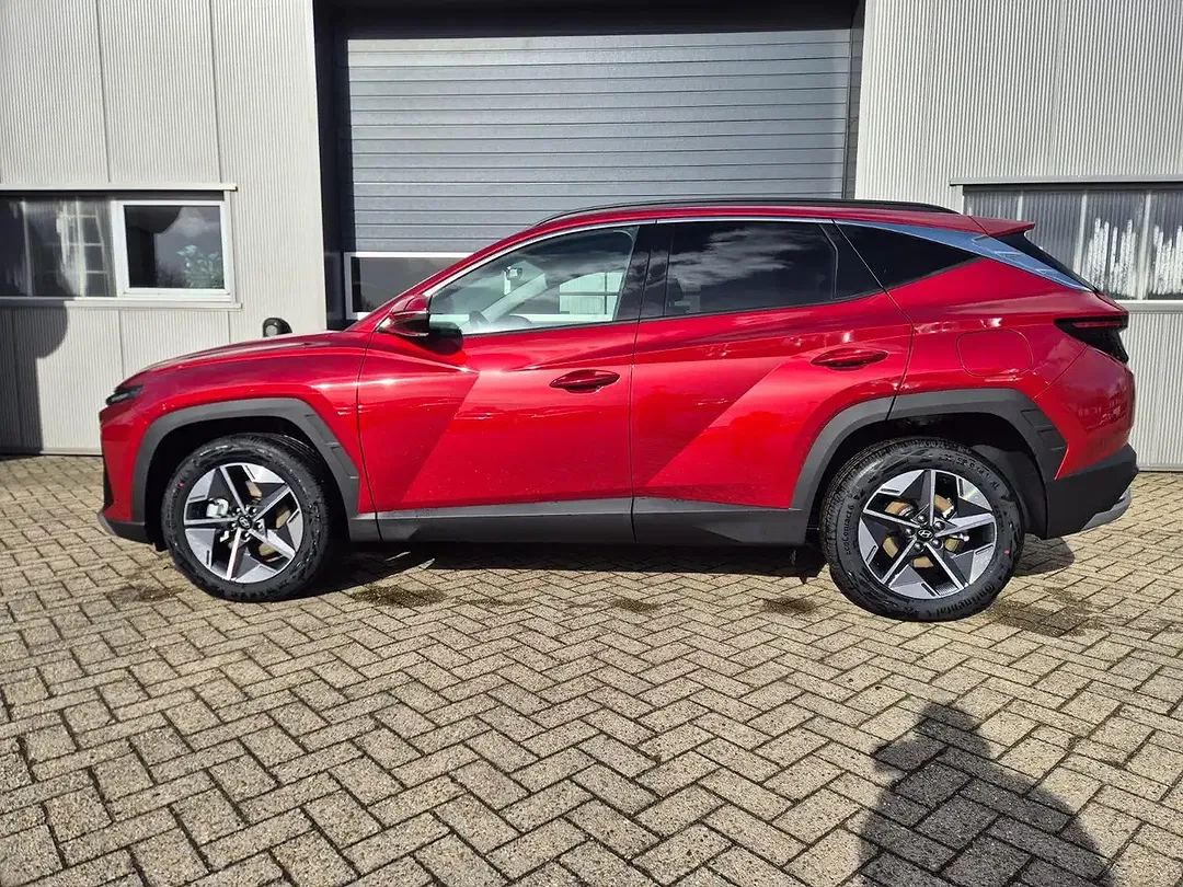 Hyundai TUCSON - Thumbnail 2