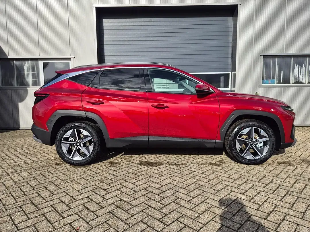 Hyundai TUCSON - Thumbnail 6