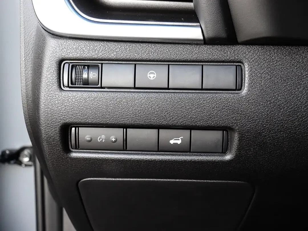 Nissan X-Trail - Thumbnail 9