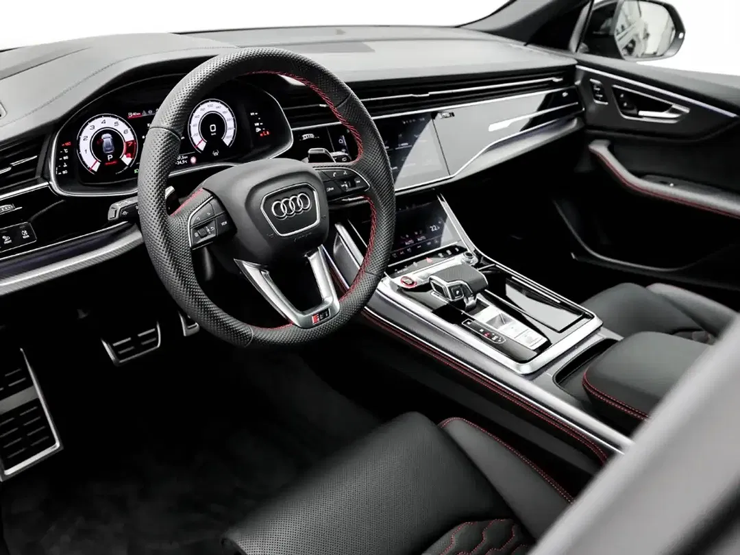 Audi RS Q8 - Thumbnail 10