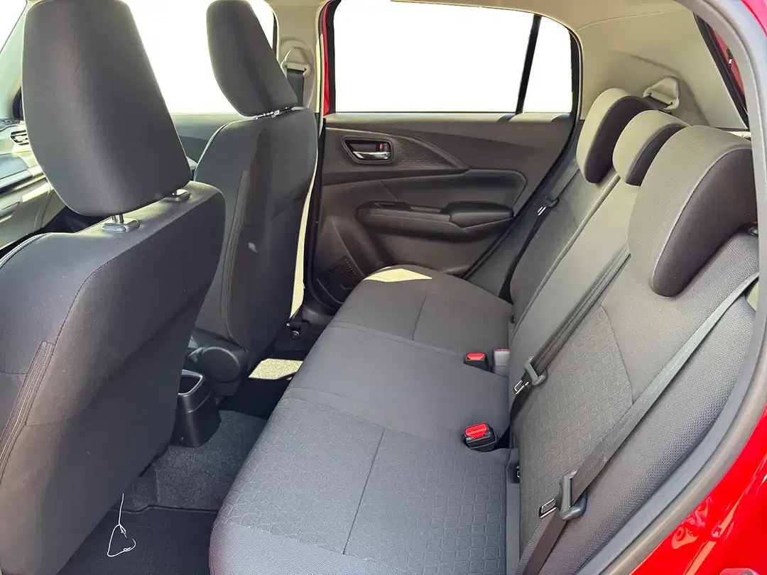 Suzuki Swift - Thumbnail 14