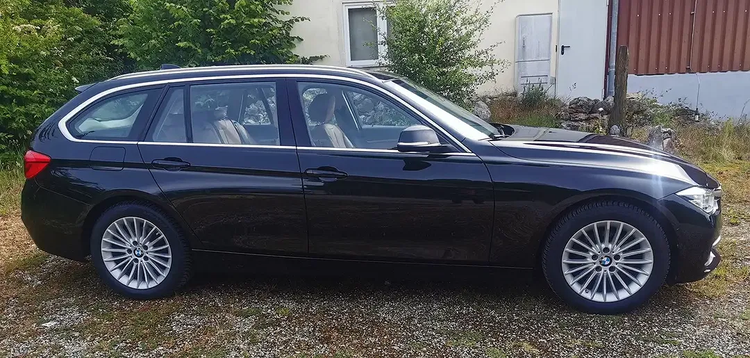 BMW 320 - Thumbnail 4
