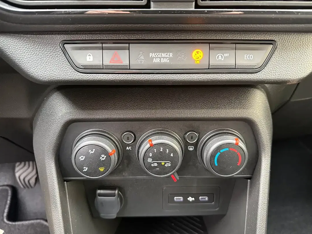 Dacia Sandero - Thumbnail 12