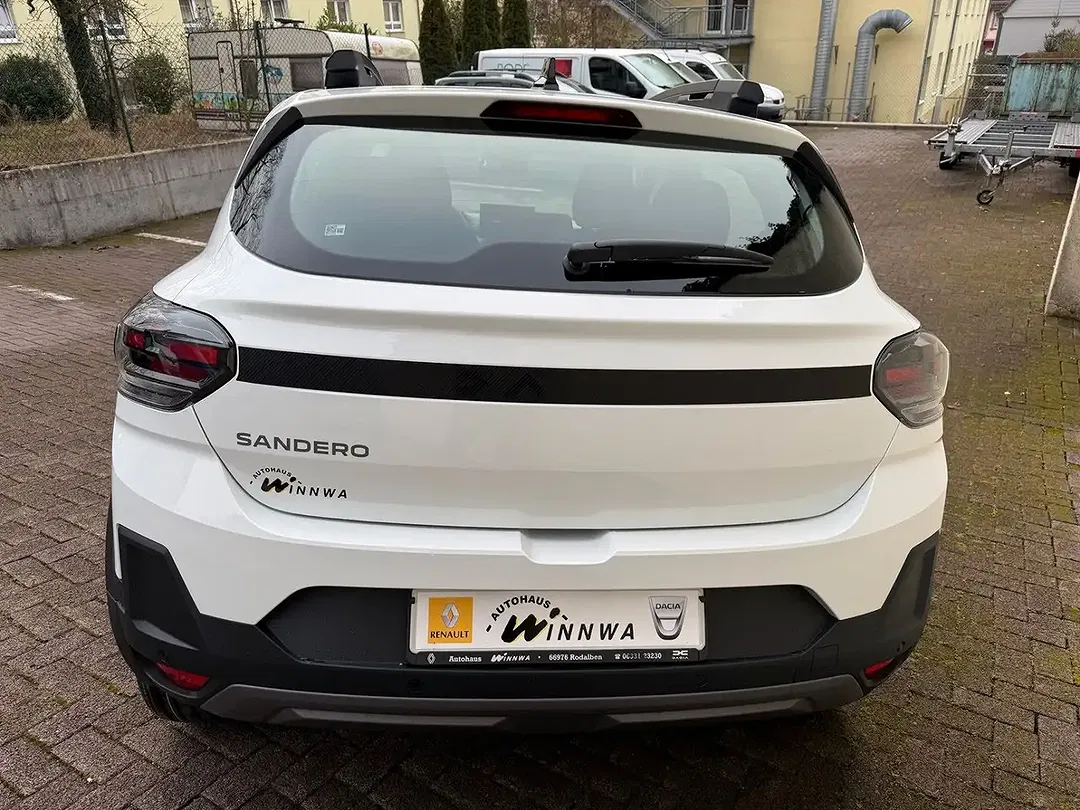 Dacia Sandero - Thumbnail 5