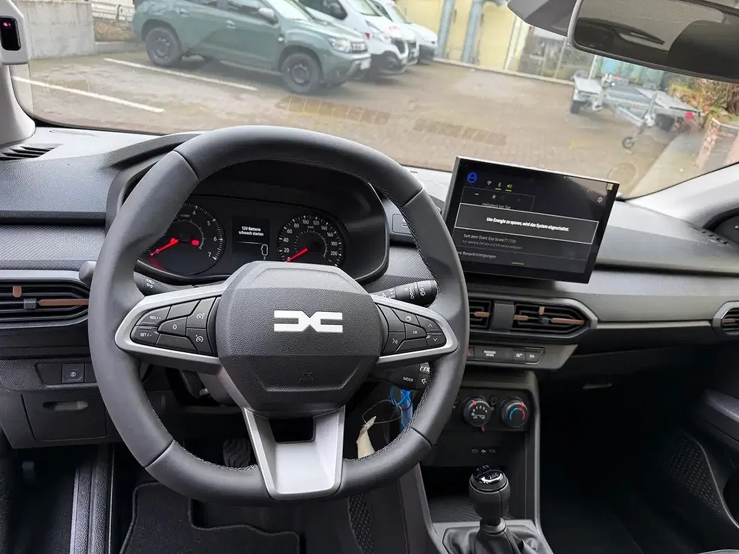 Dacia Sandero - Thumbnail 6