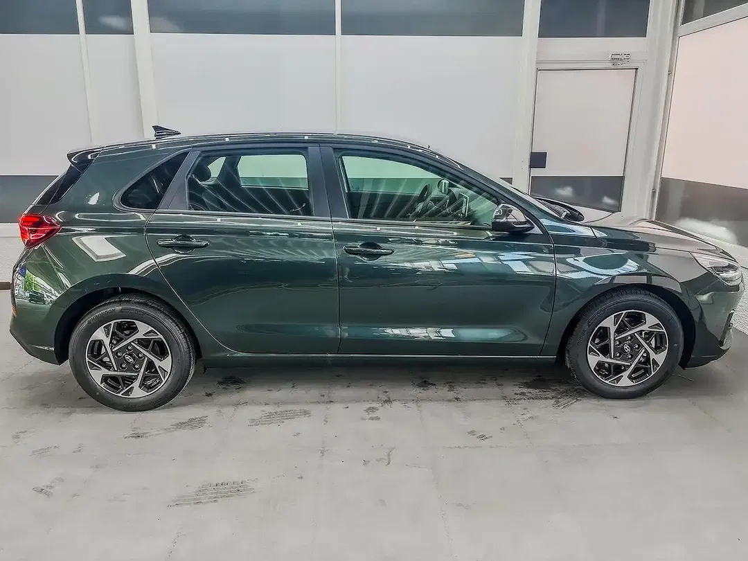 Hyundai i30 - Thumbnail 4