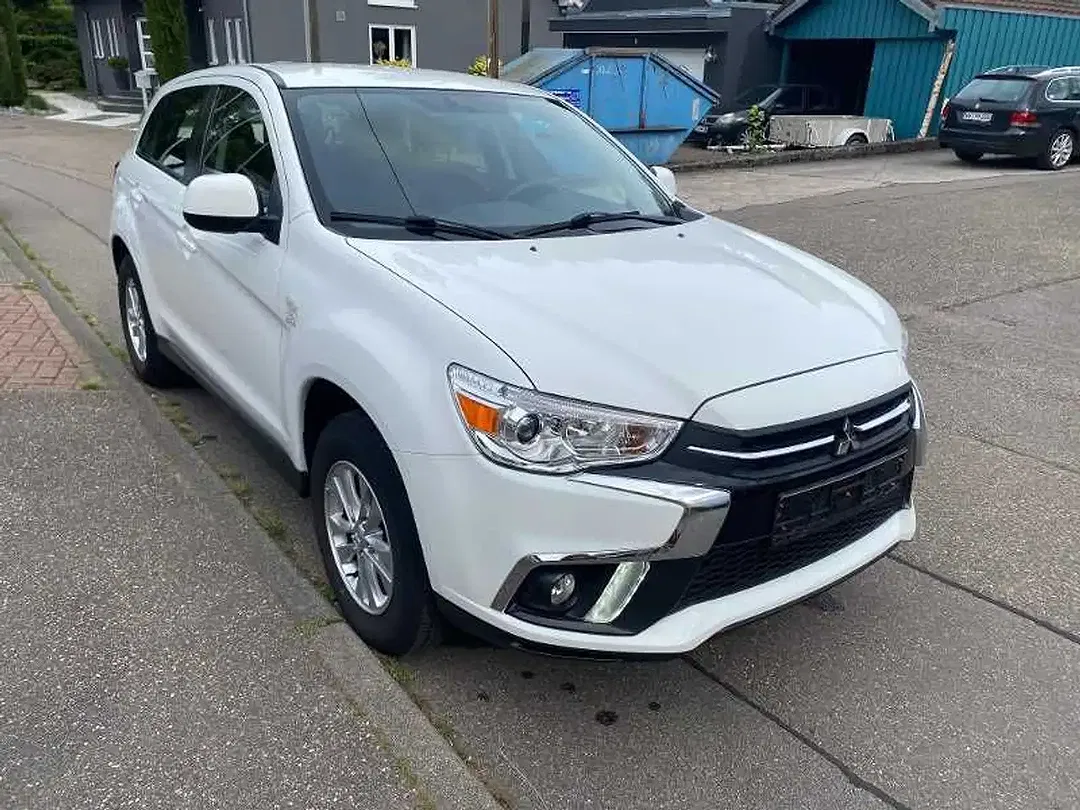 Mitsubishi ASX - Thumbnail 2