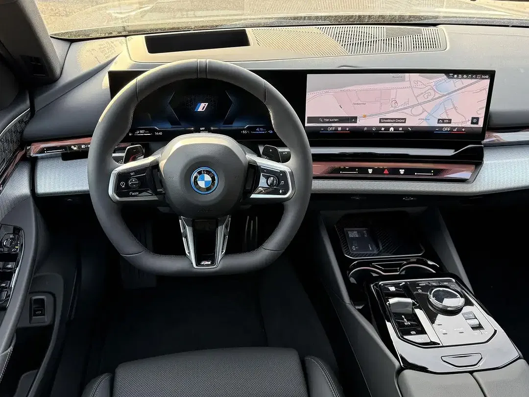 BMW 530 - Thumbnail 14