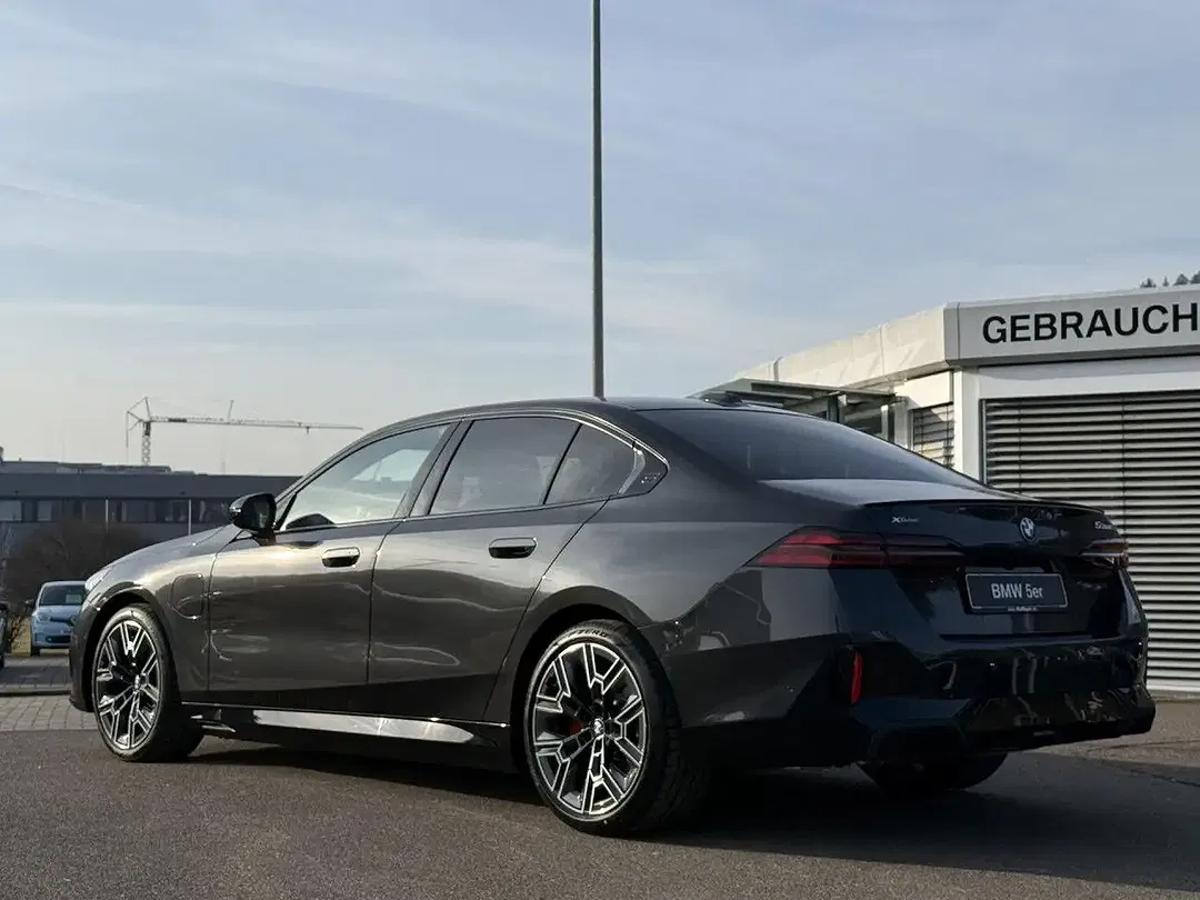BMW 530 - Thumbnail 5