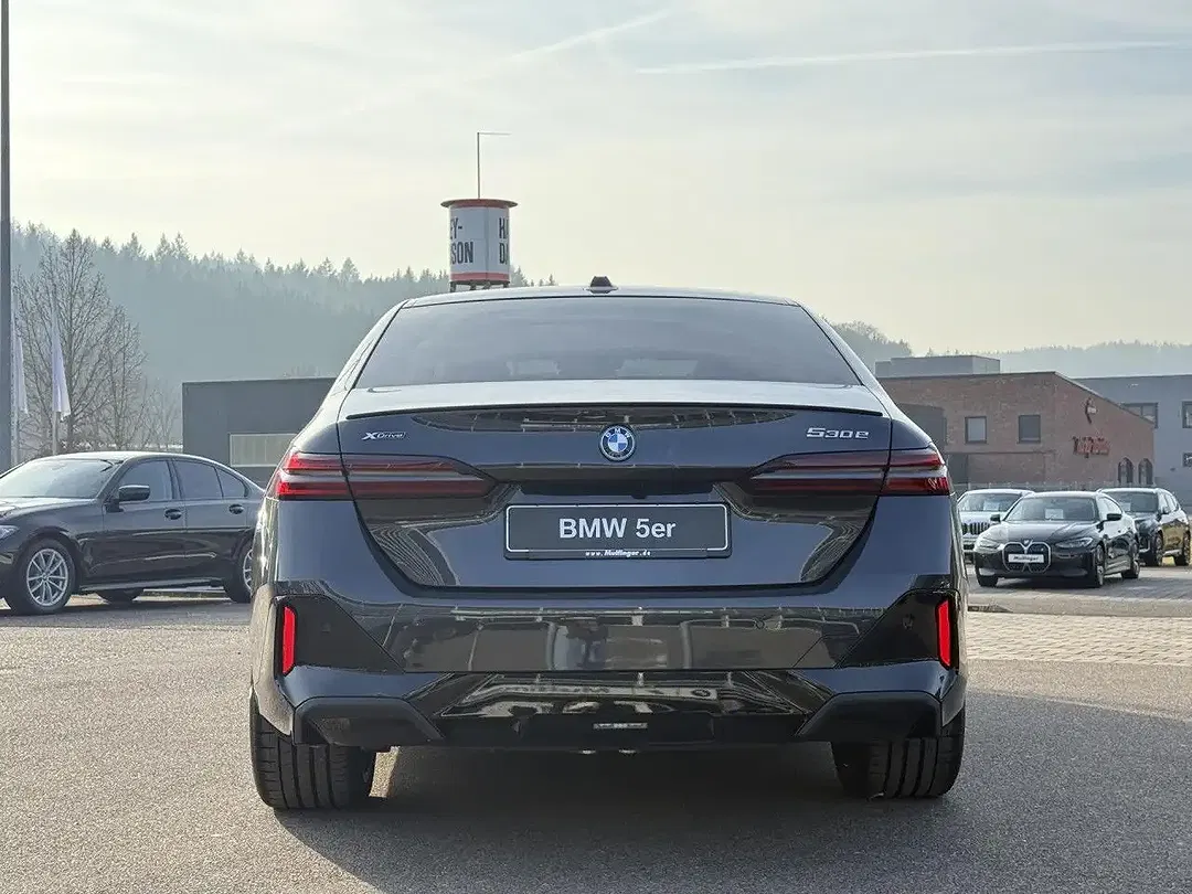 BMW 530 - Thumbnail 6