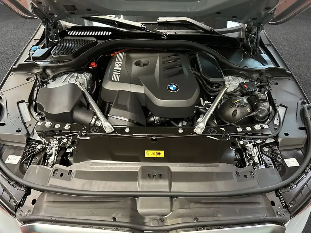 BMW 530 - Thumbnail 8