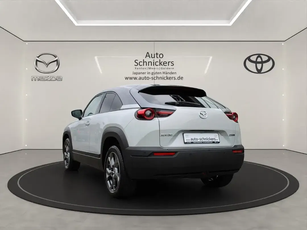 Mazda MX-30 - Thumbnail 3