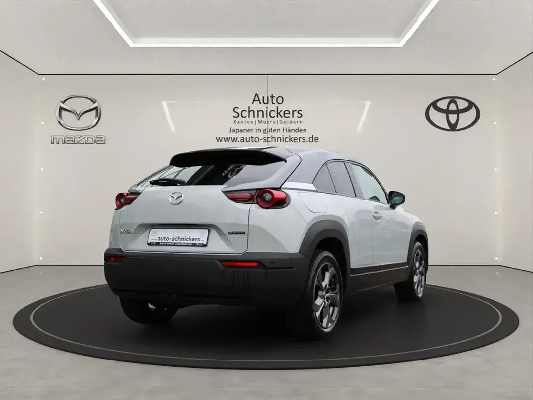 Mazda MX-30 - Thumbnail 4