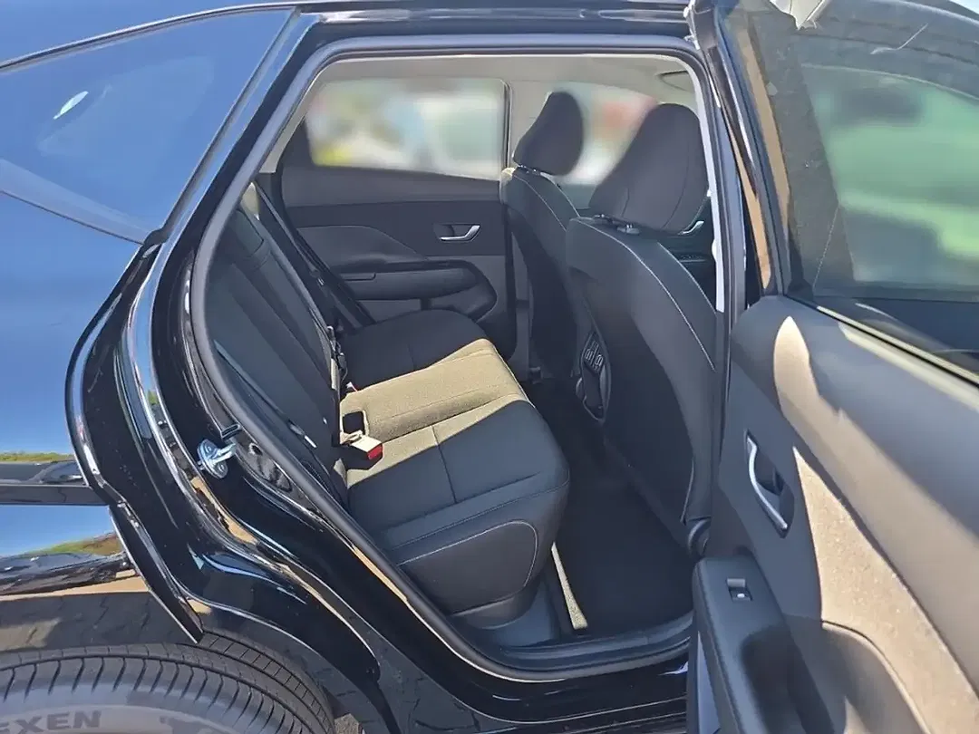 Hyundai KONA - Thumbnail 13