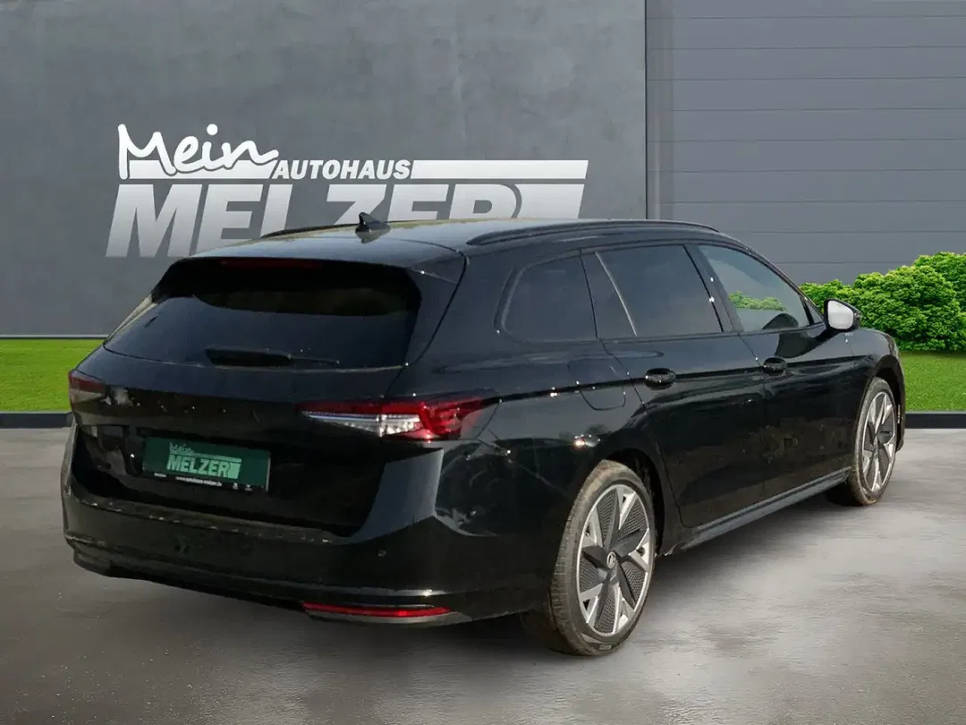 Skoda Superb - Thumbnail 2