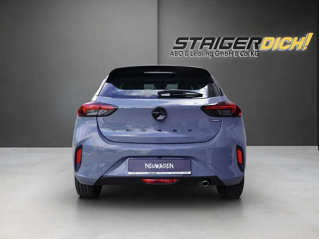 Opel Corsa - Thumbnail 3