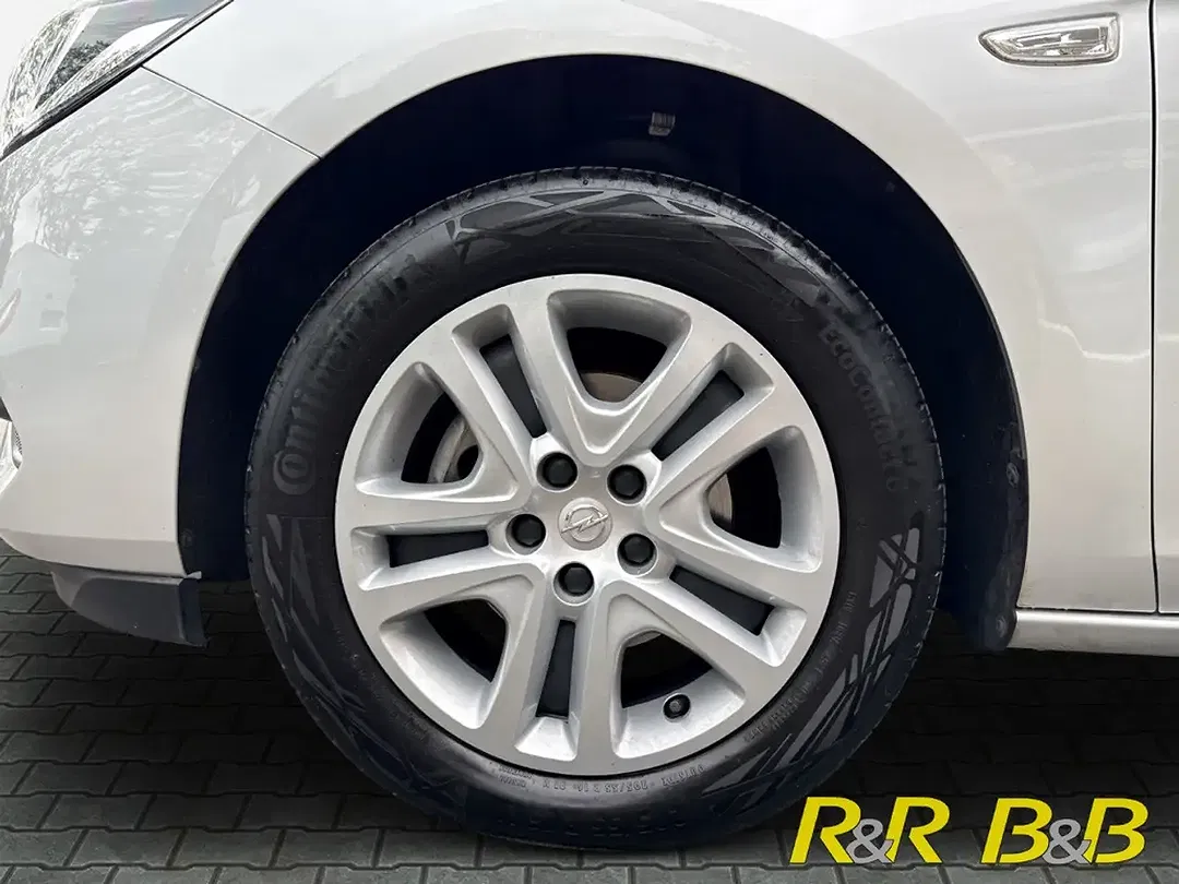 Opel Astra - Thumbnail 5