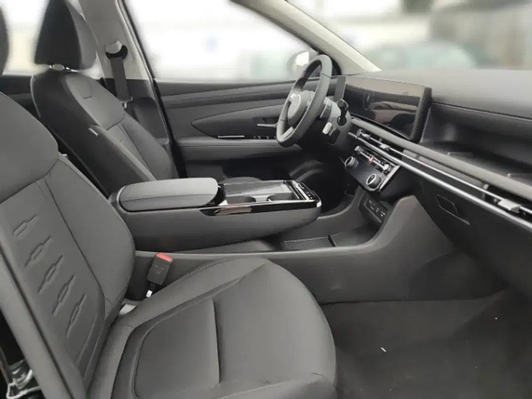 Hyundai TUCSON - Thumbnail 15
