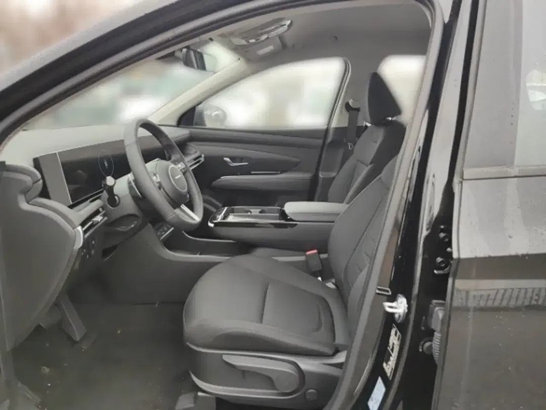 Hyundai TUCSON - Thumbnail 7