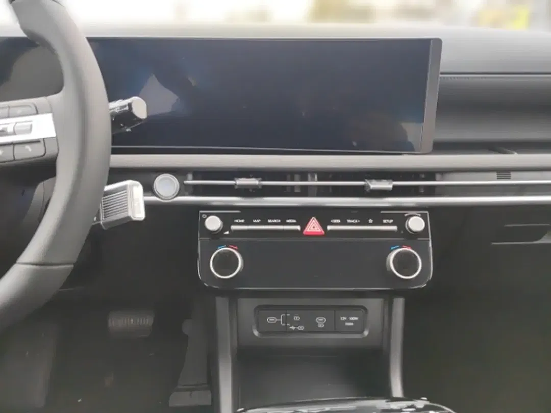Hyundai TUCSON - Thumbnail 9