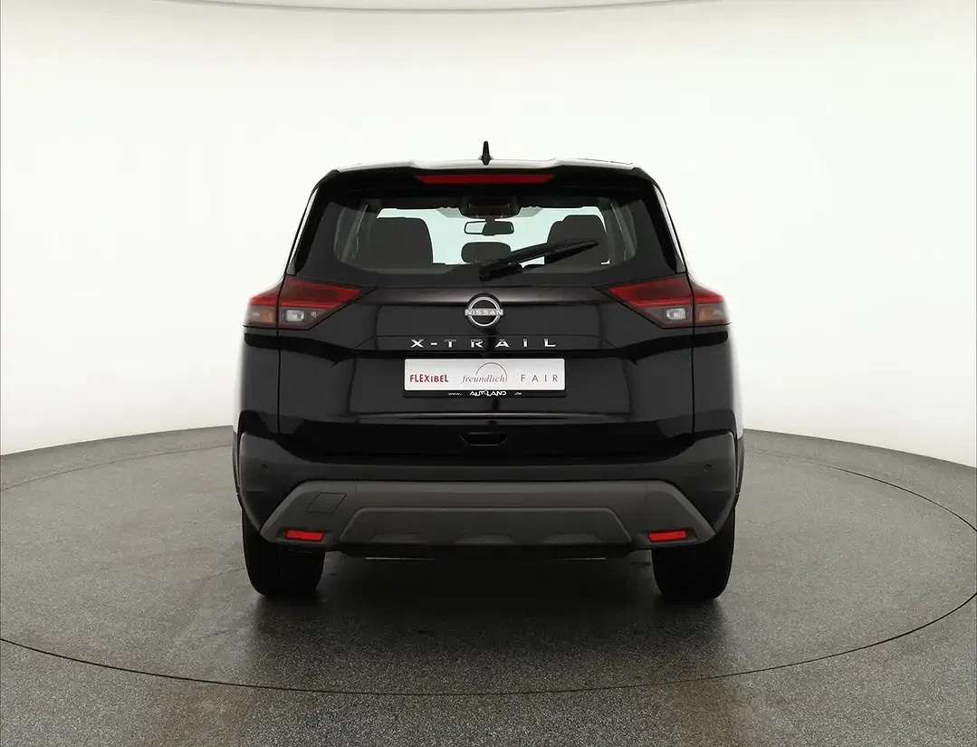 Nissan X-Trail - Thumbnail 3