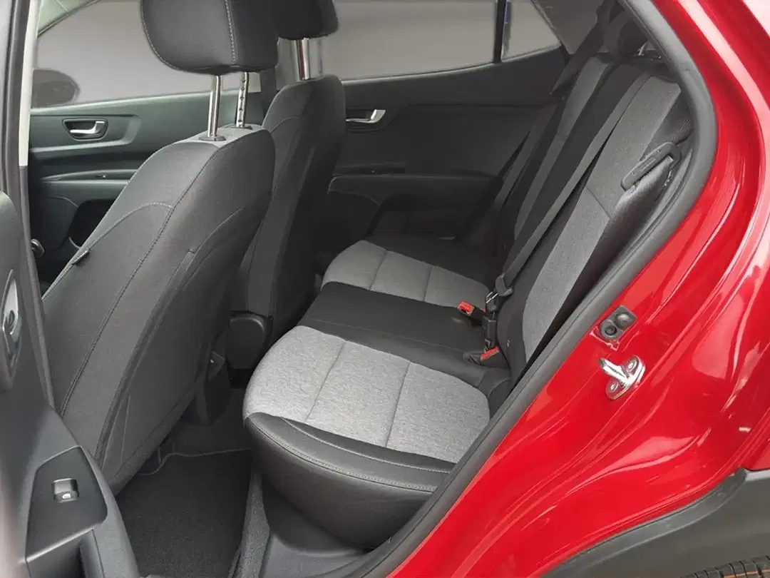 Kia Stonic - Thumbnail 14