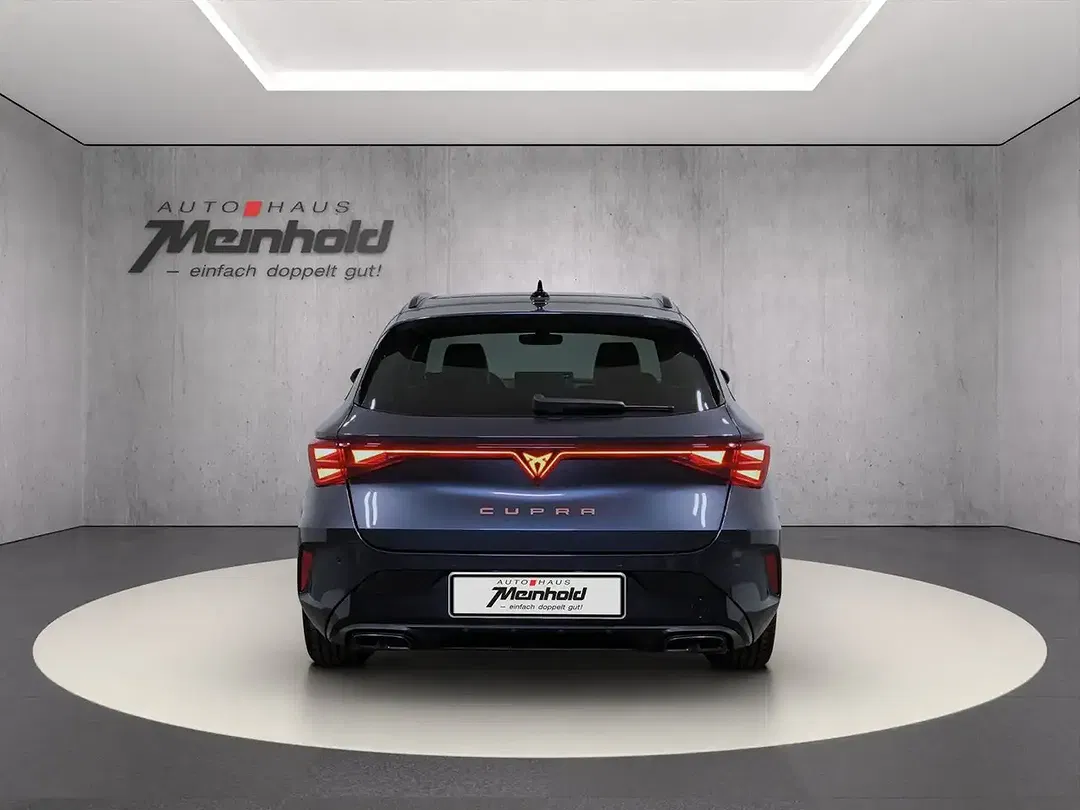 CUPRA Leon - Thumbnail 3