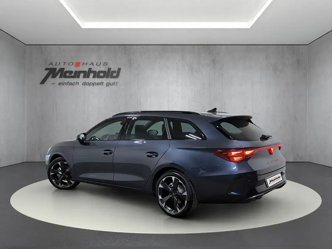CUPRA Leon - Thumbnail 4