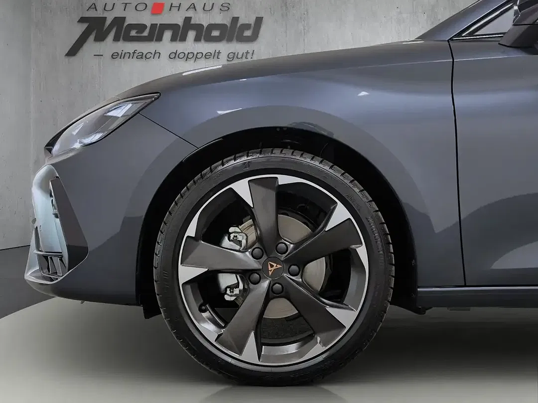 CUPRA Leon - Thumbnail 6