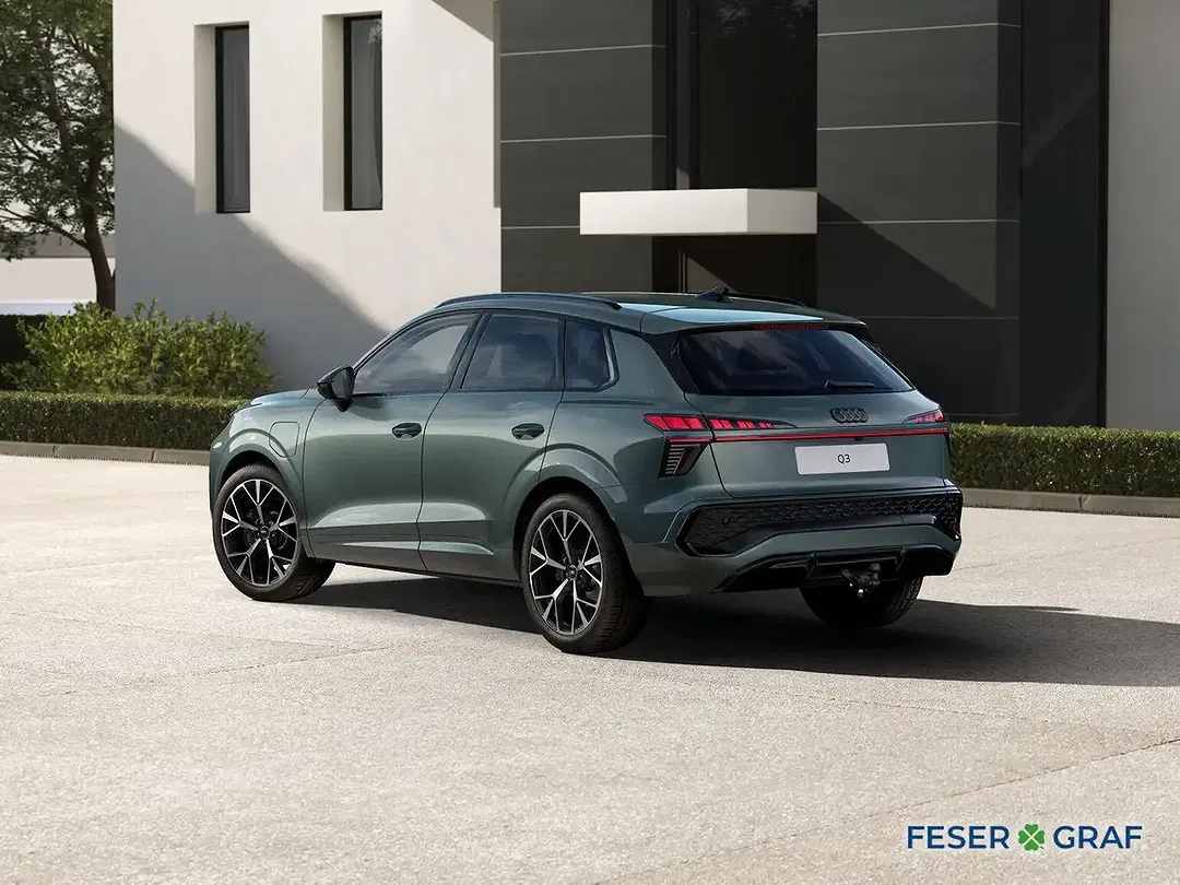 Audi Q3 - Thumbnail 4